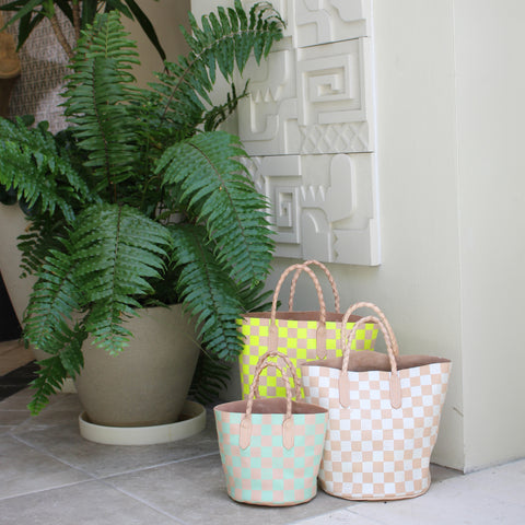 Small tote in paradise mint check